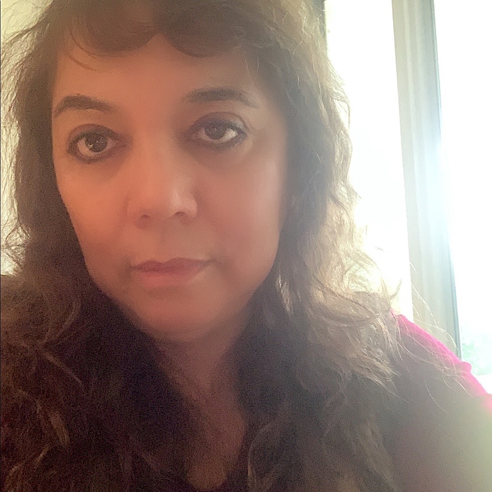 Meet your Posher, Cecilia